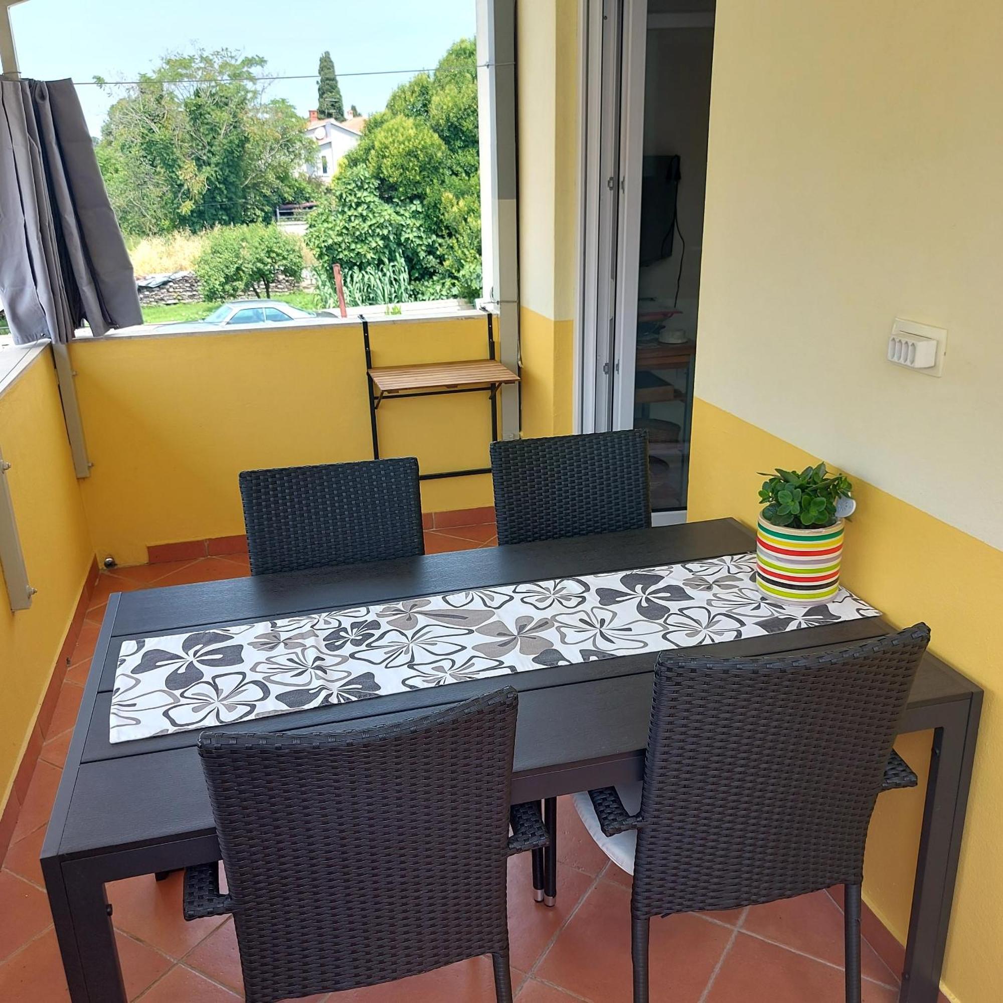 Apartmani Slavulj Fažana Exteriör bild